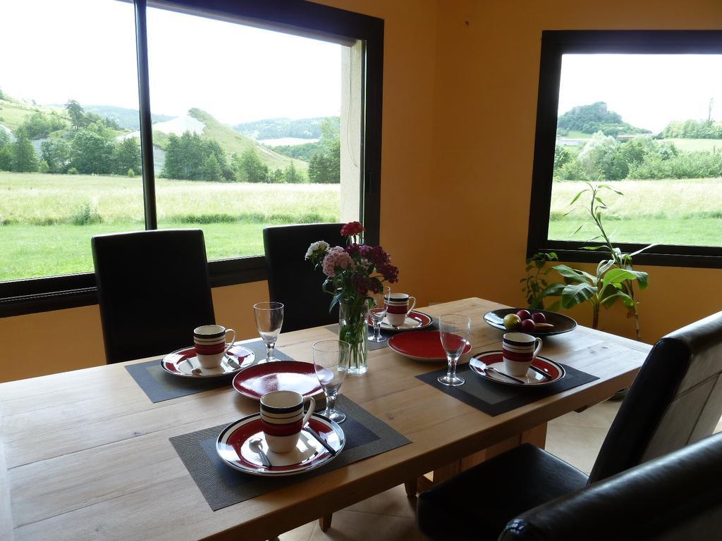 Alcove Du Velay Bed and Breakfast Rochelimagne Buitenkant foto